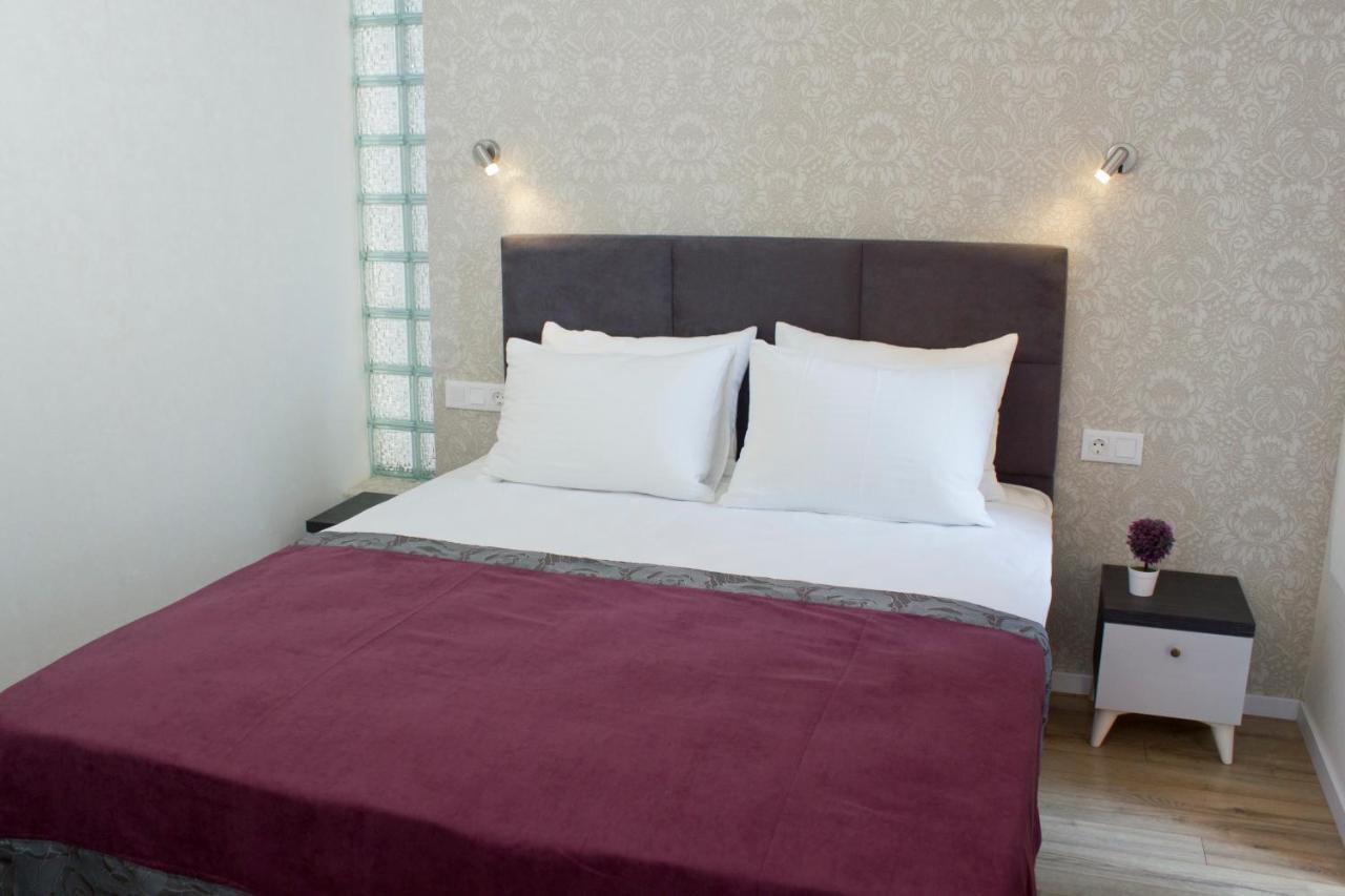 Aura Sameba, Luxury Apartment Tbilisi Eksteriør billede